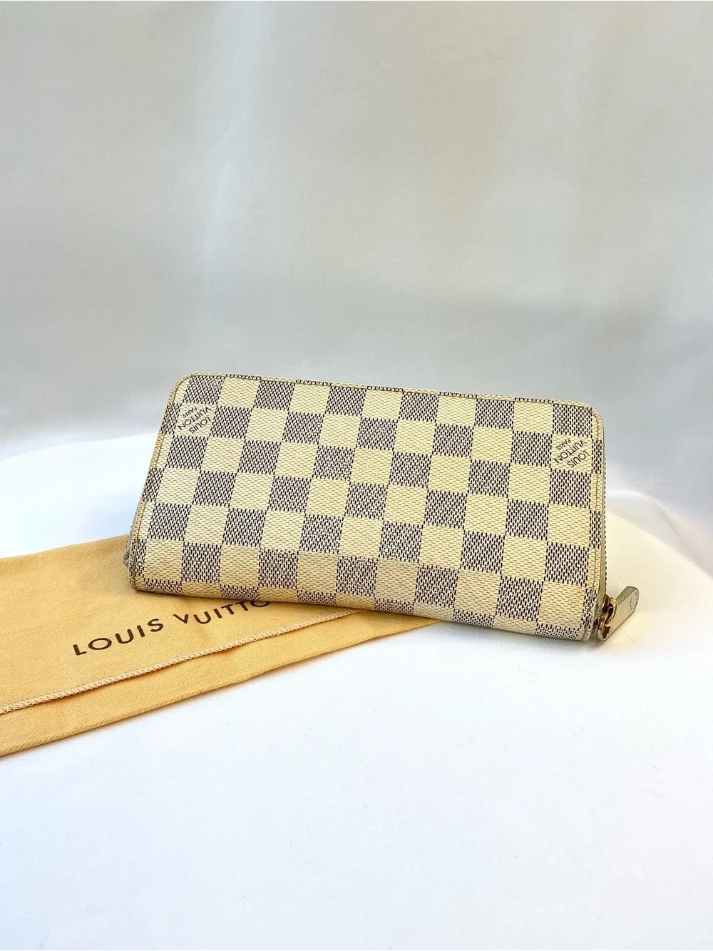 Louis Vuitton | Damier Azur Zippy Canvas Wallet